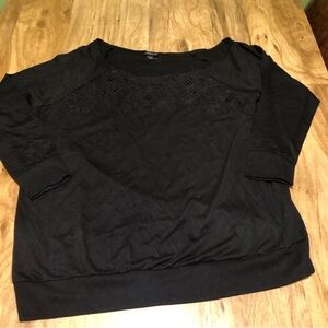 NWOT Torrid Black Stitched Long Sleeve Lightweight Stretch Pullover Shirt Size 1